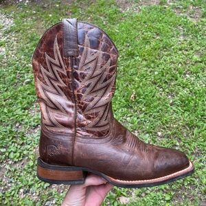Ariat Challenger Western Cowboy Boots 9 EE